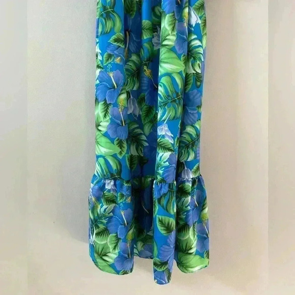 Hilo Hattie Floral Midi Dress - Picture 2 of 8